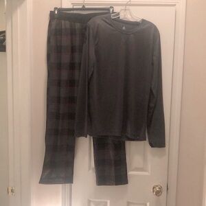NWOT Rainforest 2 piece pajamas